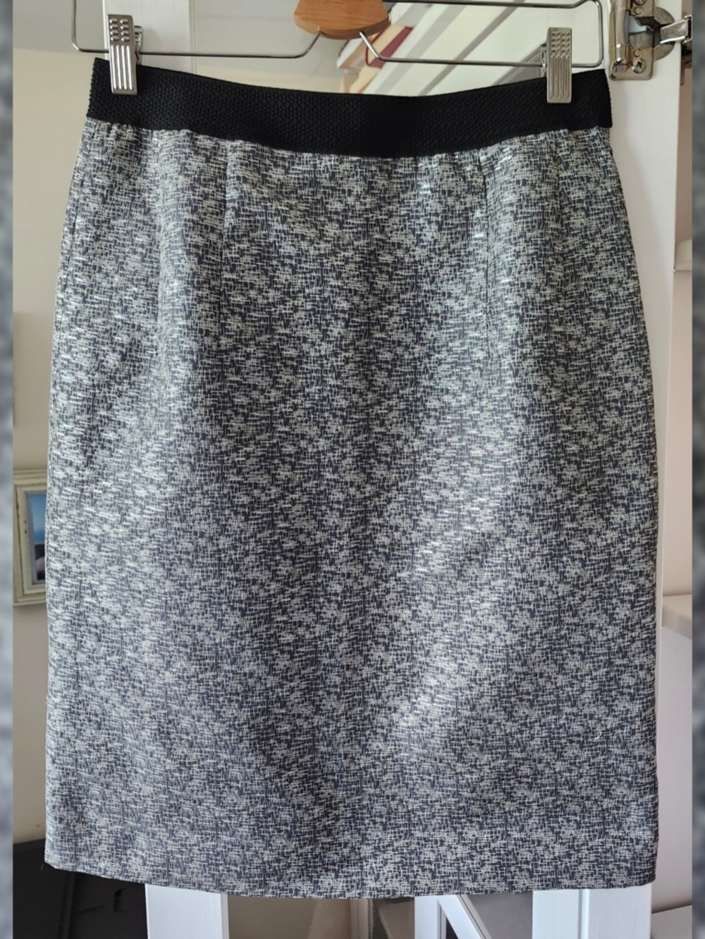 Women's DOROTHEE SCHUMACHER structured pencil skirt